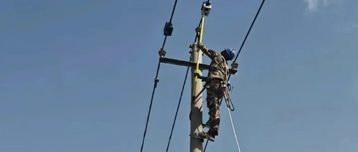 配网行波<em>故障</em><em>定位</em>装置：精准<em>定位</em>+即时上报