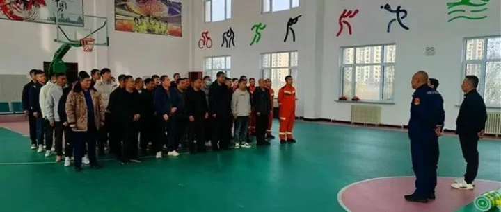 金陶公司救护队应邀为敖汉旗应急救援队伍开展专业技能培训