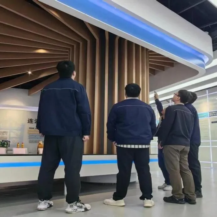 【金钥匙】巧用“金钥匙”破解“除漏难”——上合组织（连云港）国际物流园“一带一路”商贸物流   展示中心防水修复纪实