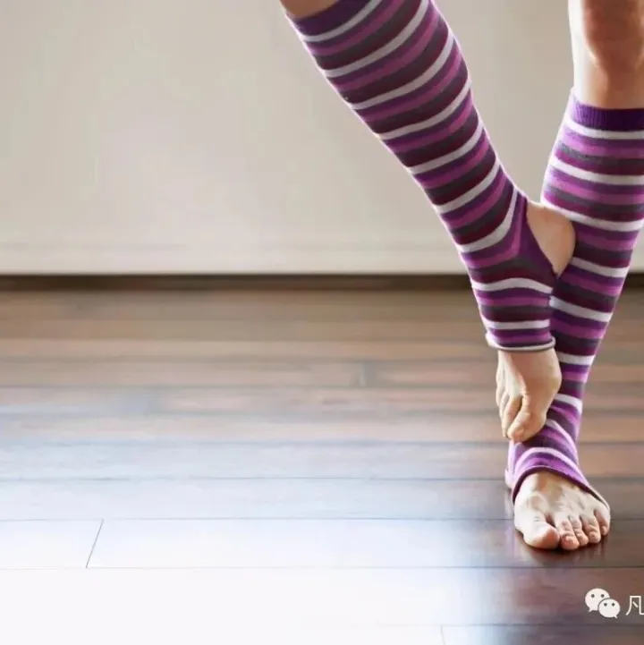 你在练瑜伽还是摆样子，看<em>脚掌</em>就知道