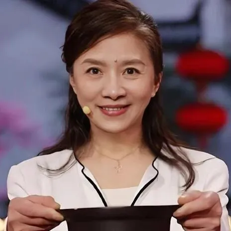 原来他们是夫妻，恩爱38年无绯闻，演了《生万物》后终于火了