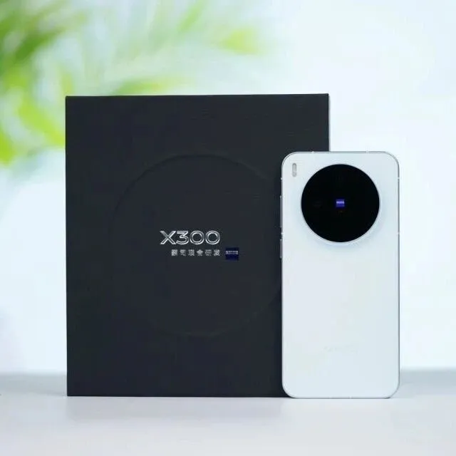 差距越<em>拉</em>越大，荣耀、vivo、小米、OPPO新旗舰半月销量<em>对比</em>