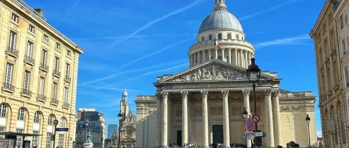 巴黎日记｜拉丁区的夜色，点燃我青春的火焰