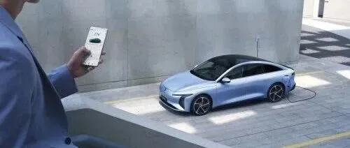 东风风行实力出圈交通大会尽显轿跑硬核实力