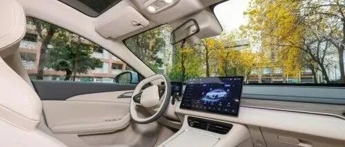 孝心出行不折腾，东风风行星海S7 800V超充版护腰又稳当