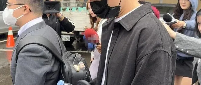 <em>艺人</em>王大陆，当庭认罪