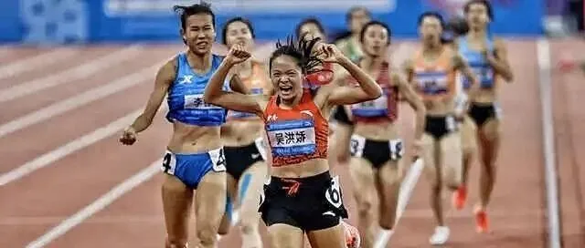 周一 | <em>News</em> of the Week