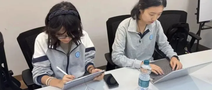 【<em>职业</em>体验周活动】- 金融<em>数据</em>分析<em>与</em>学习