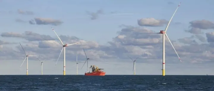 德国最大海上风电场发电！