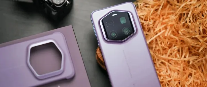 荣耀Magic7 <em>RSR</em> 保时捷设计性能测试