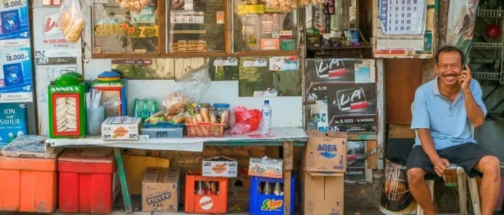 关系生意：印尼小店为什么不怕大连锁？
