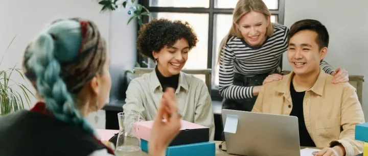 一周电商大事 | 亚马逊推出价格历史标识、Temu重金招揽美国本土卖家！