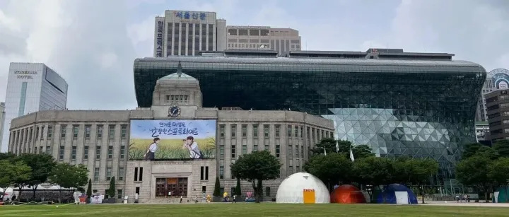 在韩国，检察官握着被告人的无罪证据时