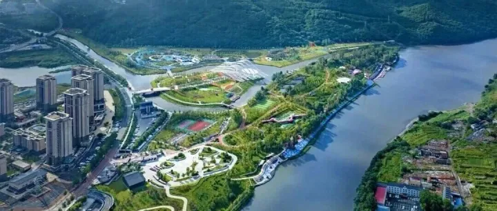 【坐上高鐵游<em>通化</em>】<em>通化</em>城市公交、班線客運(yùn)及城際公交乘車指南