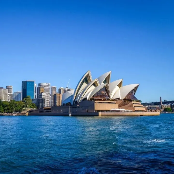 Growing optimism leads Australian firms to <em>invest</em> in China