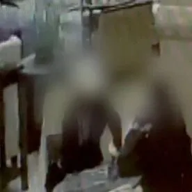 <em>骗子</em>卷款想“溜”<em>被</em>抓获