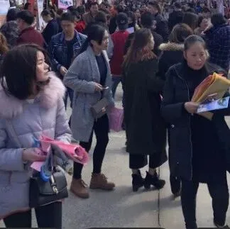 沂水招聘<em>客服</em>、普工、电焊、中<em>控</em>、销售