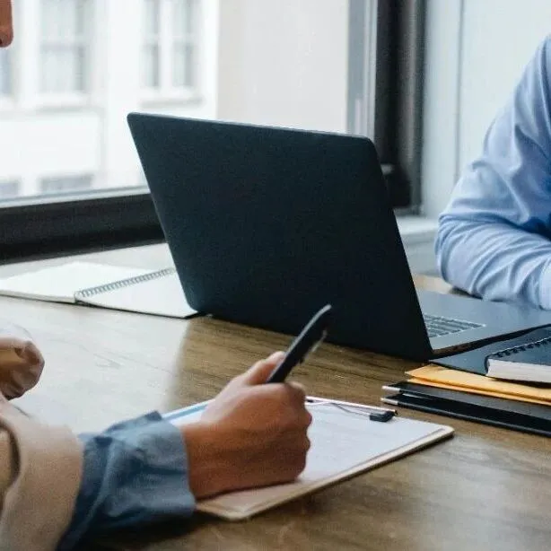 市监总局召开2025年第五次企业公平竞争座谈会，与三星、宝马等外资企业深入交流