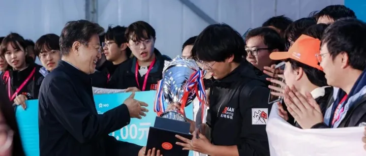 The <em>End</em>丨DIANRacing，在赛道上回答一切