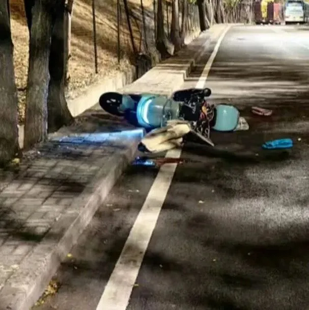 Man dies after drunkenly <em>crashing</em> e-bike 6 times in 40 minutes