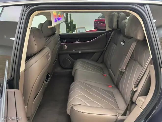 享界S9T豪华旅行车亮相成都9月16日正式上市