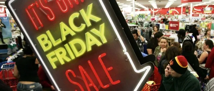 <em>黑</em>五今天直接炸开！<em>新</em>折扣一<em>波</em>接一<em>波</em>，我下单的手完全刹不住车！