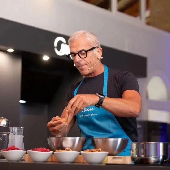 美的意大利分公司在米兰成功举办嵌入式厨电体验活动｜出海动态