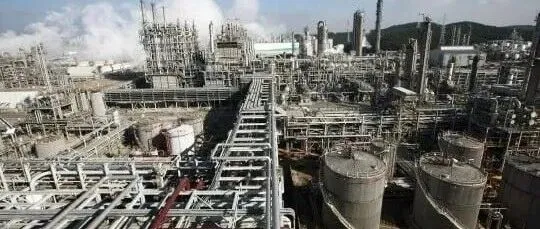 乐天并入HD现代：韩国石化首例能否启动真正重塑？