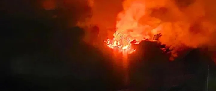 缅甸战乱蔓延至泰国边境：房屋损毁、学校关闭，局势持续紧张