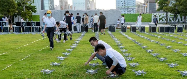 当万架无人机同时在深圳上空，怎么管？