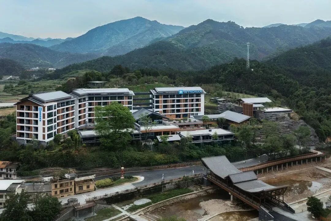 【清远连州温德姆温泉酒店】598元住五星级温德姆高级房，含早餐+无限次温泉+免费停车~- 大数跨境