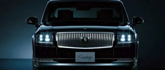 涨价13万却只升级配置？新款丰田世纪发布，V8混动+智能安全，这才是真正的日系旗舰！