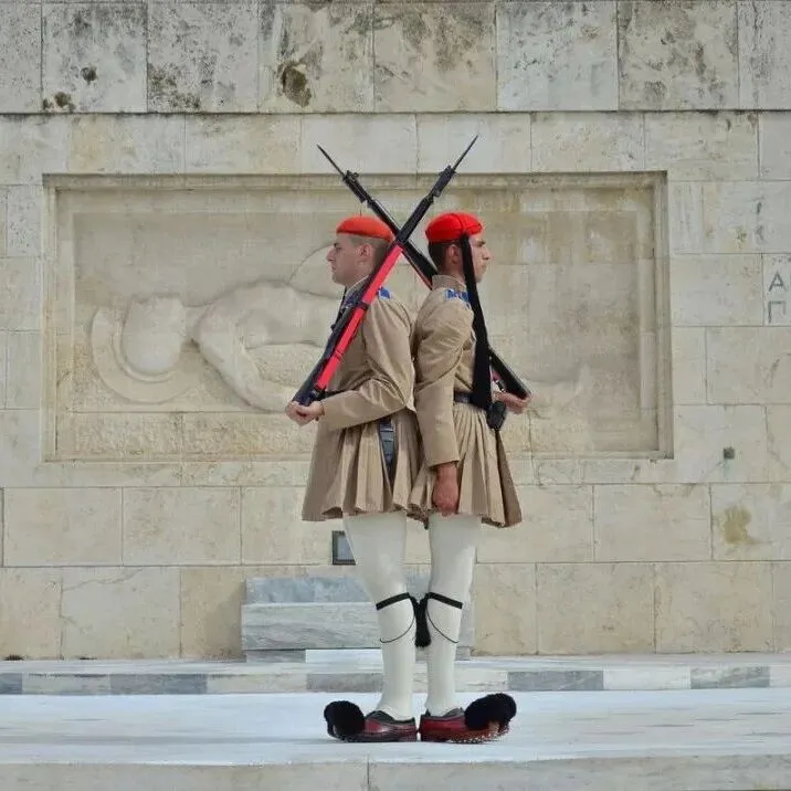 跨境电商那些奇装异服，适合有才华的新卖家入场！