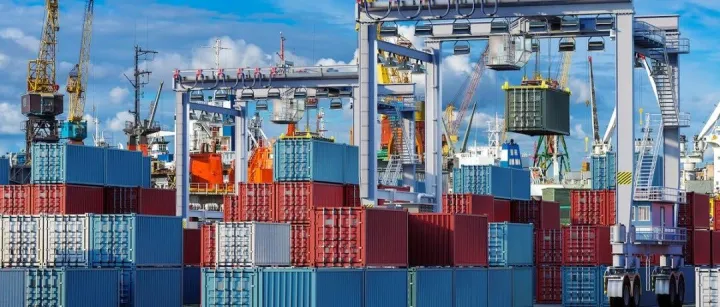 受特朗普关税冲击，这家知名企业裁员37%