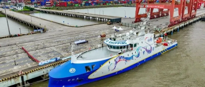 穿越时空，“新红专” 轮与<em>郑和</em>起锚地梦幻联动