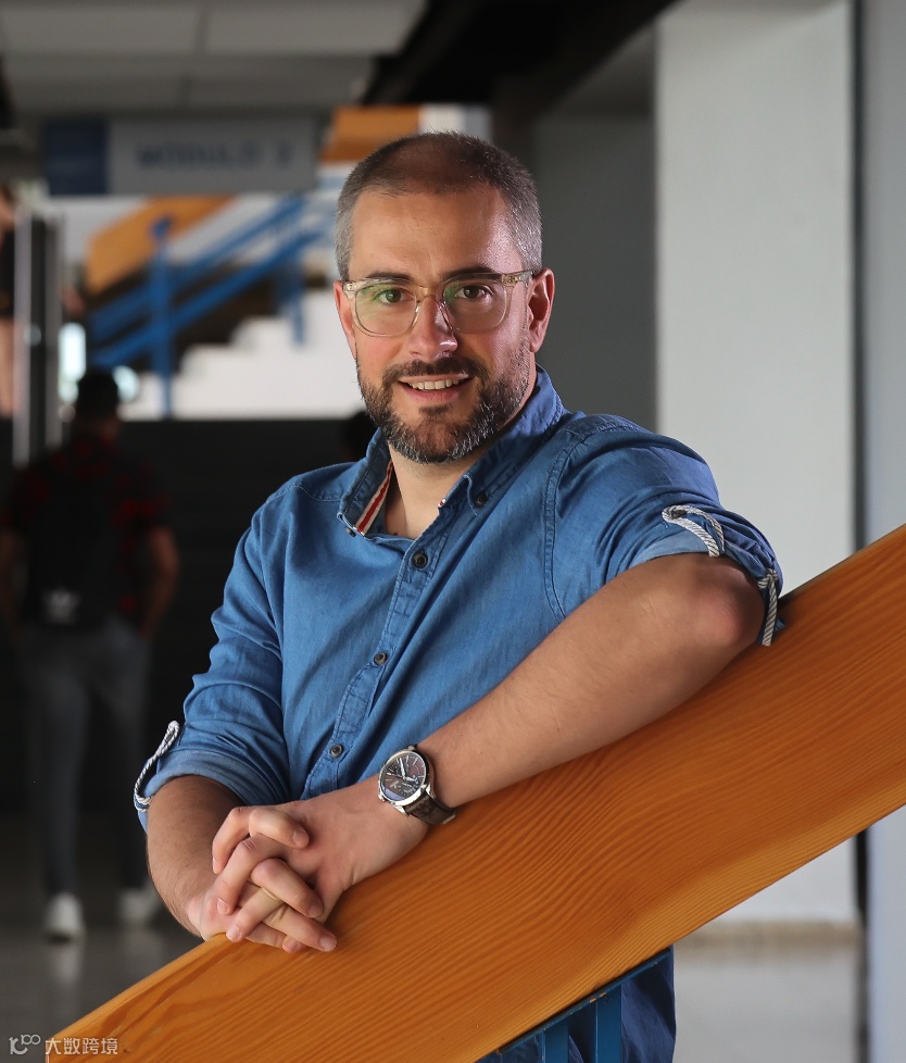 百望讲坛(75) | 西班牙马德里自治大学Carlos Antón-Solanas教授作报告- 大数跨境