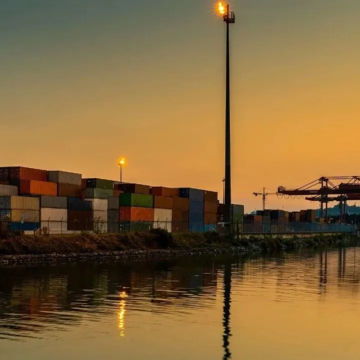 俄罗斯收款被卡死？VTB银行招破解制裁困局！