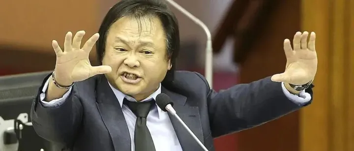 王世坚又说了什么一句话？提哪四个条件？