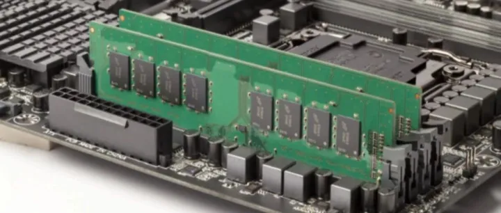 三星与海力士对DRAM增产保持谨慎；存储暴涨，戴尔惠普联想均计划涨价；三星FeFET 3D NAND突破；南亚科10月一月胜一季