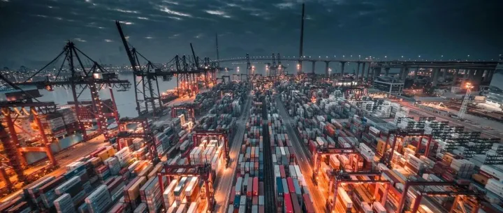 船<em>公司</em>“周周涨价”！跨<em>太平洋</em>、亚欧线齐推涨，运价止跌反弹