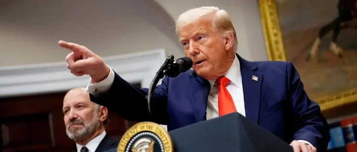 特朗普暗示他将让美墨加协定到期并寻求新协议