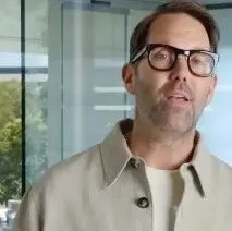 苹果设计高管离职引内部狂欢？26年老将接棒 员工：再没比他更好的选择