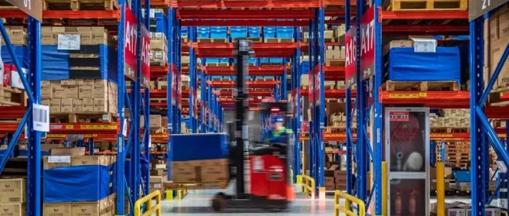 菜鸟成为有赞跨境电商首个官方认证仓服务商，跨境进口实现高效履约