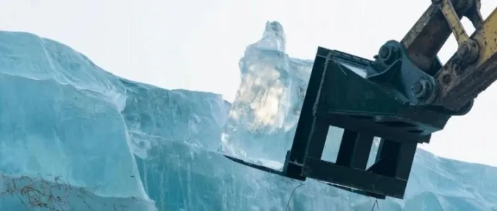 日文朗读 | 哈尔滨冰雪大世界启用20万立方米存冰