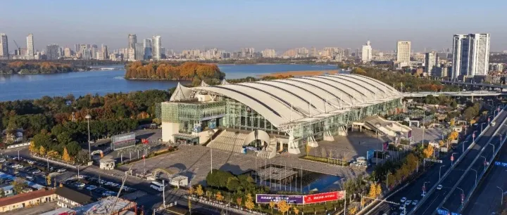 年会就该在这儿办！