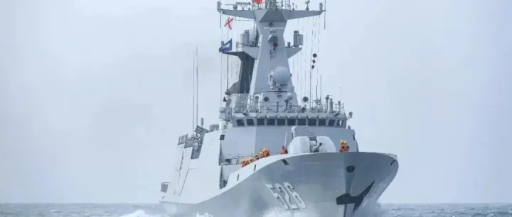 <em>温州</em>舰，救人了！