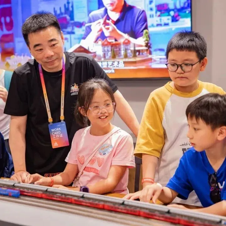 预告 | 火车模型展×快闪集市×研学工坊，大梦微城和博学知行创物造梦！