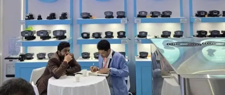 精彩回顾|伊瑞斯阀门亮相上海水技术展，多国代理签约共创水处理新篇章