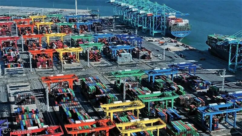 全球首个“智慧零碳”码头——天津港北疆港区C段智能化集装箱码头。受访单位供图