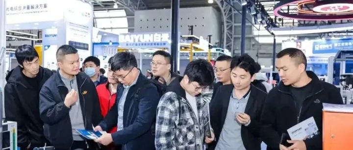 展讯 | ALIC 2025上海国际汽车灯光及智能座舱展成功举办。